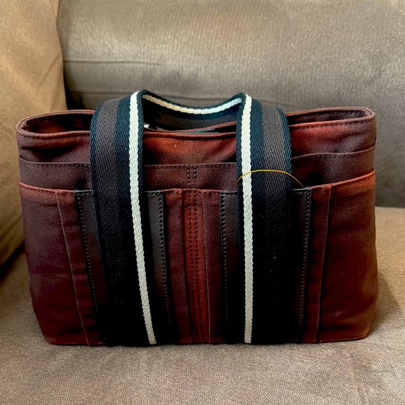 Elegant Brown with burgundy Hermes. 12x8x3 1/2